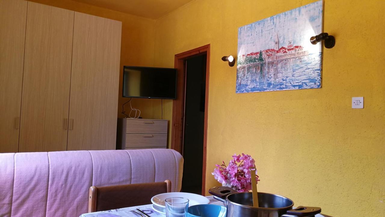 Moratto'S Apartments Umag Eksteriør bilde