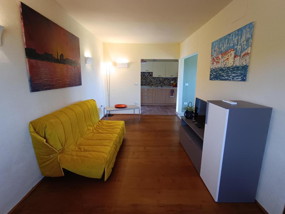 Moratto'S Apartments Umag Eksteriør bilde